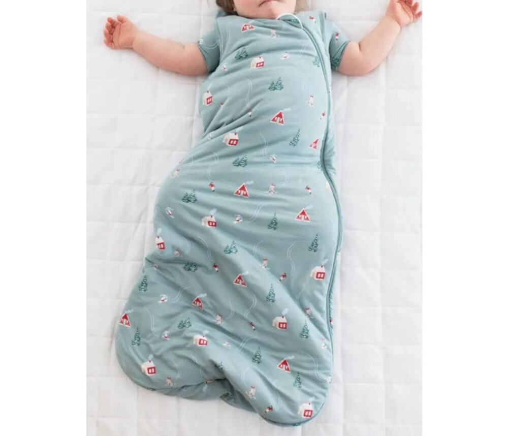 Kyte Baby The Original Sleep Bag Alpine Village Christmas Holiday small 2.5 tog